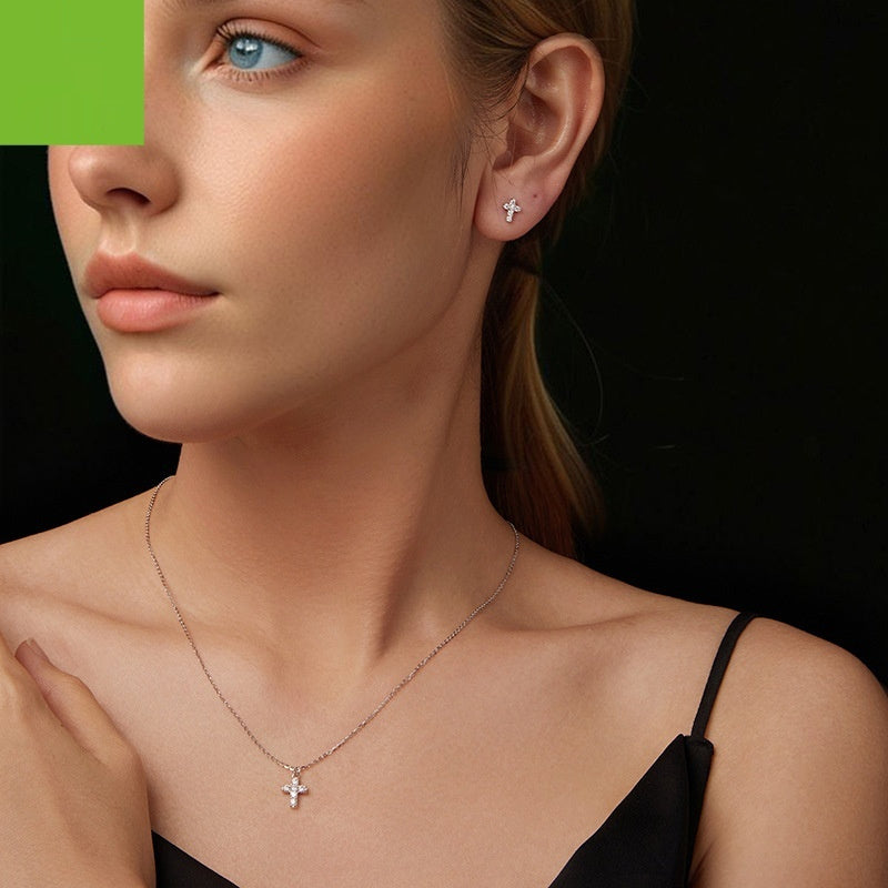 Radiant Cross Moissanite Necklace – Iced Faith Pendant (Certified Shine)